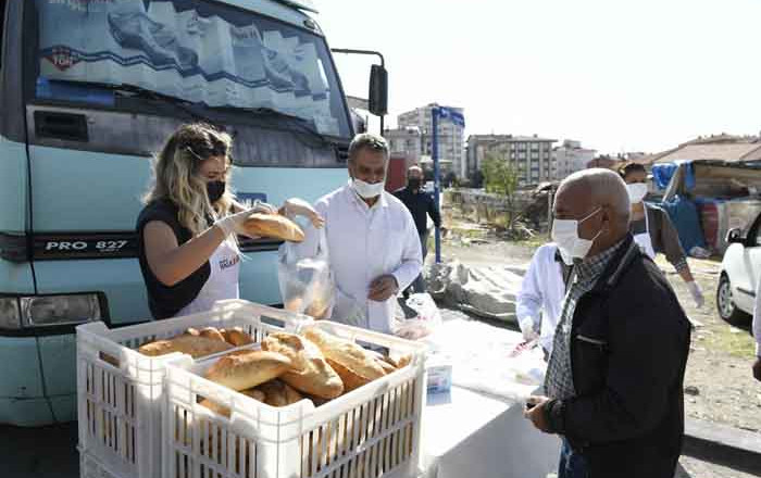 Halk Ekmek Mobil Fırını Yeniden Yollarda